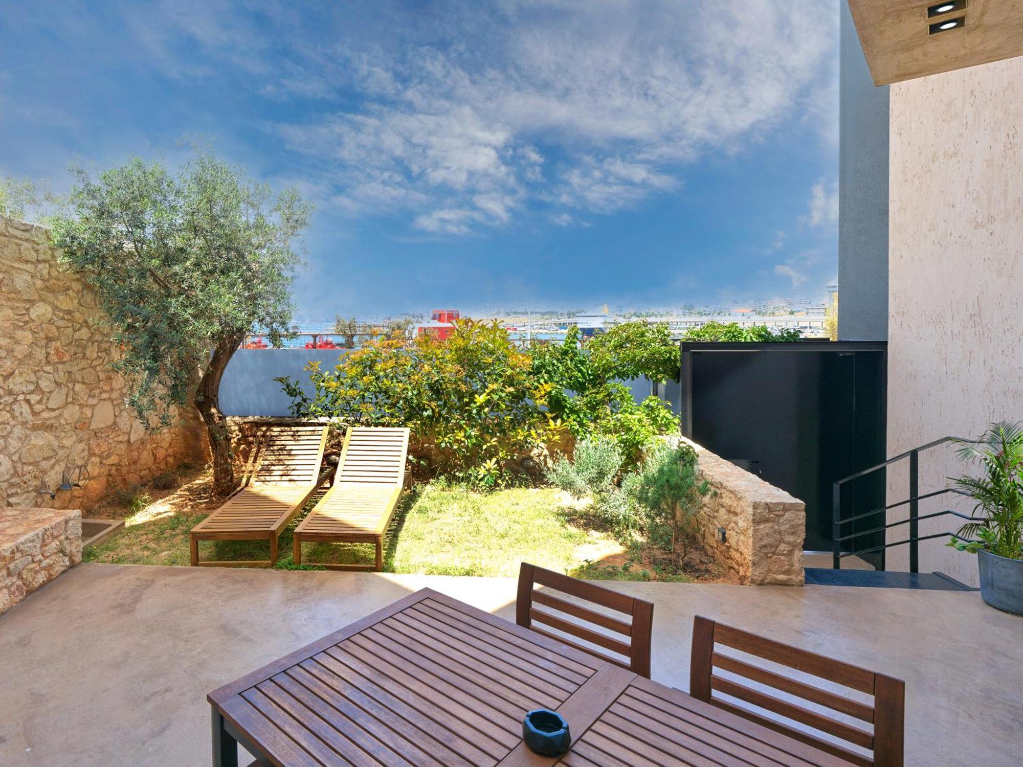 Sea View Garden Suites El Pireo Exterior foto